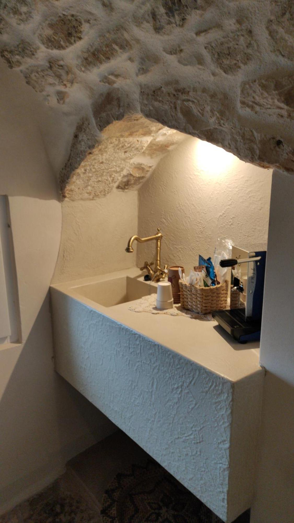 Caterina'S Suites & Apartament Ostuni Zimmer foto